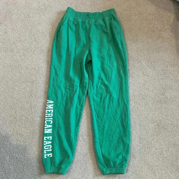 NWT American Eagle Green Highest Rise Fleece Heritage Boyfriend Jogger Size s - Picture 3 of 6